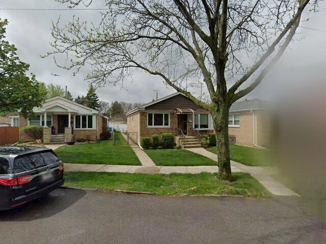 House image located at Chicago, IL 60656