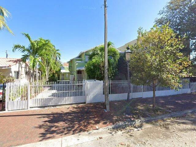 House image located at Miami, FL 33135