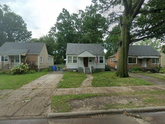 House image located at Dearborn Heights, MI 48125