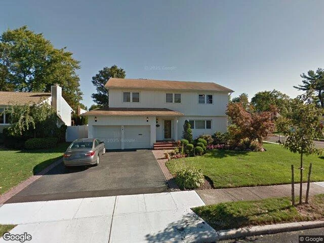 House image located at Woodbury, NY 11797