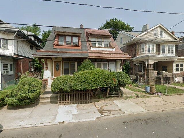 House image located at Trenton, NJ 08618