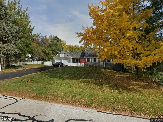 House image located at Elgin, IL 60124