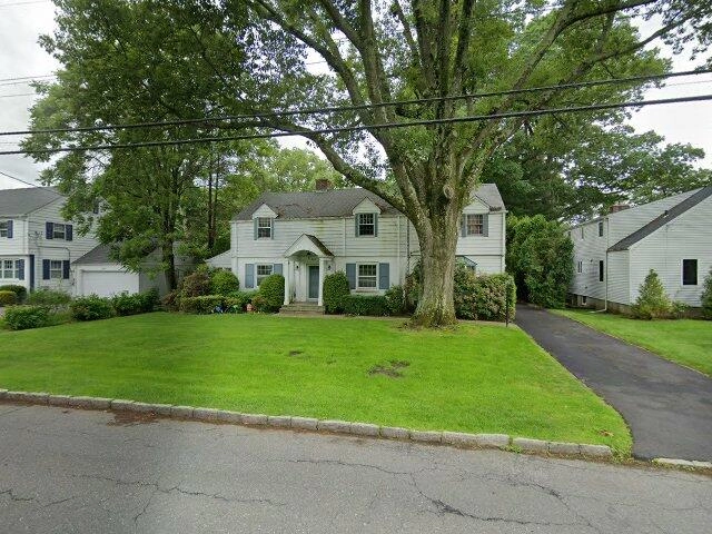House image located at Lindenhurst, NY 11757