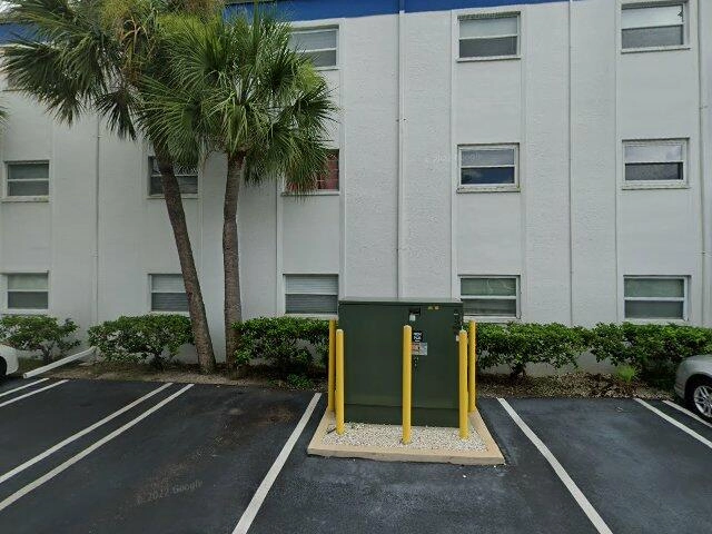 House image located at Saint Petersburg, FL 33702