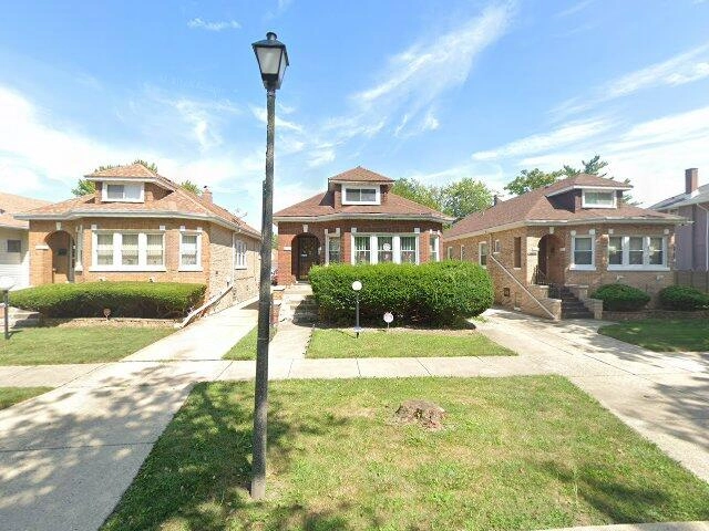 House image located at Maywood, IL 60153