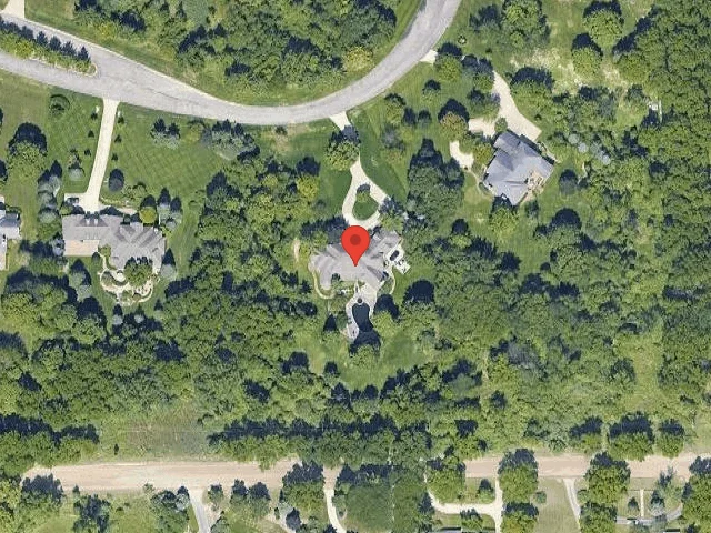 House image located at Rochester, MI 48306