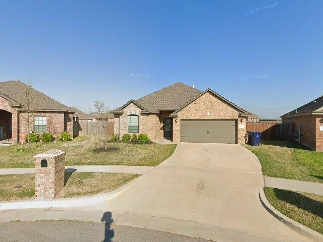 House image located at Yukon, OK 73099