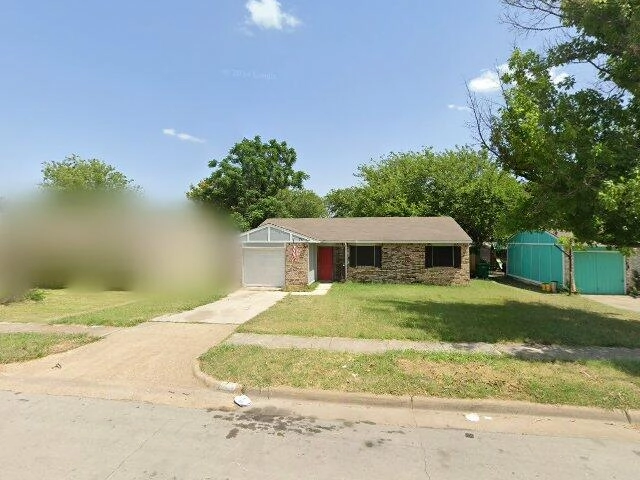 House image located at Duncanville, TX 75116