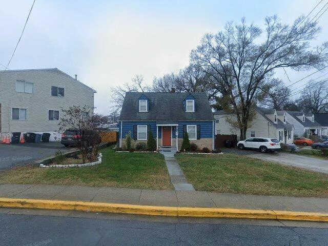 House image located at Bladensburg, MD 20710
