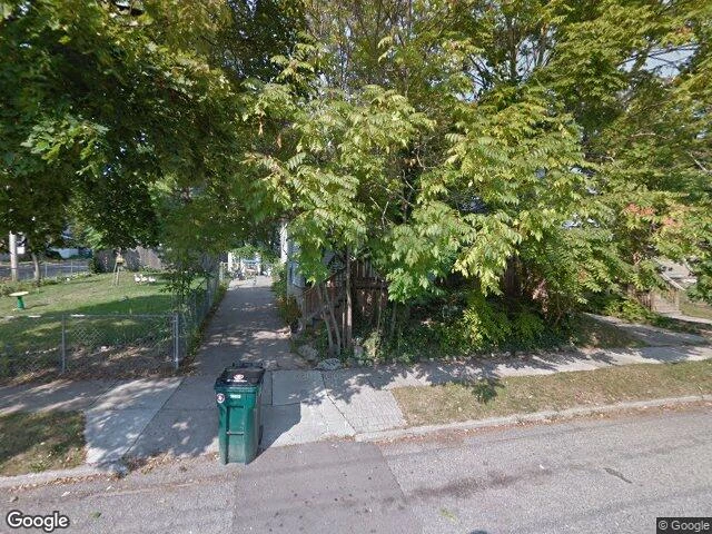 House image located at Lansing, MI 48915