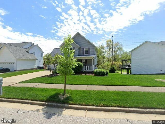 House image located at Akron, OH 44306