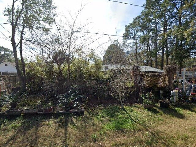House image located at Crestview, FL 32539