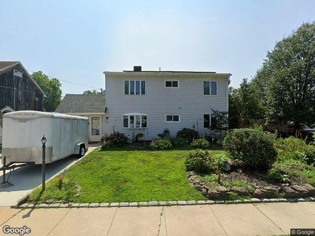 House image located at Levittown, NY 11756