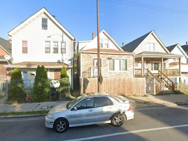 House image located at Chicago, IL 60617