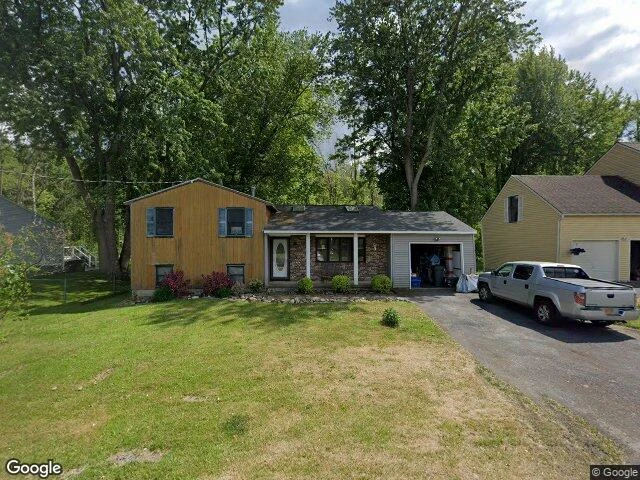 House image located at Cicero, NY 13039