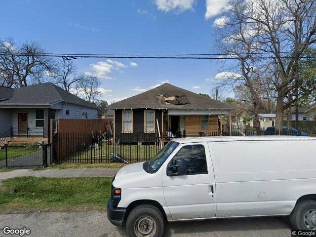 House image located at Houston, TX 77009