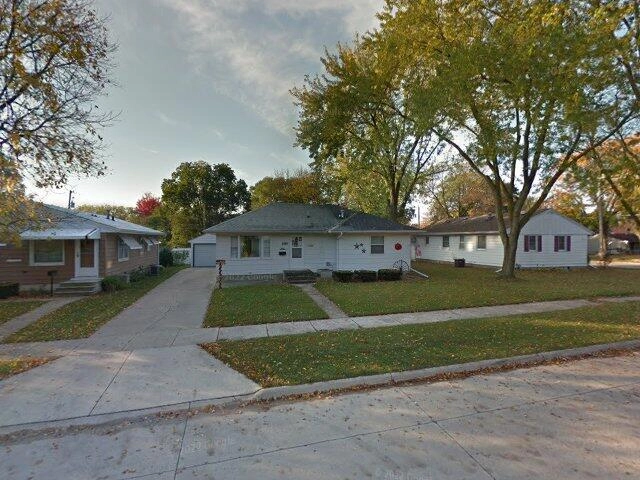 House image located at Mason City, IA 50401