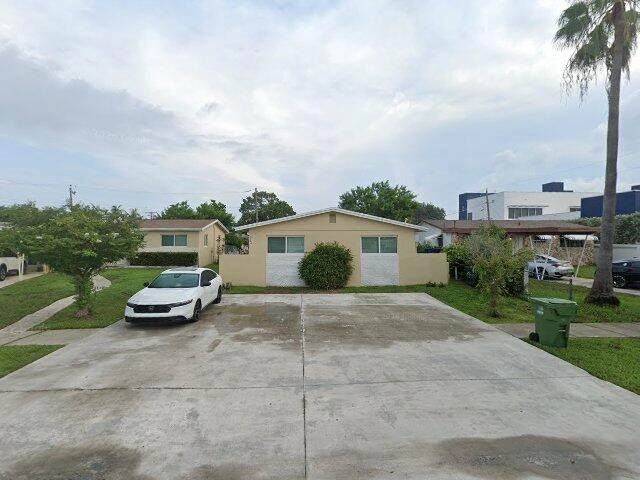 House image located at Newton, KS 67114