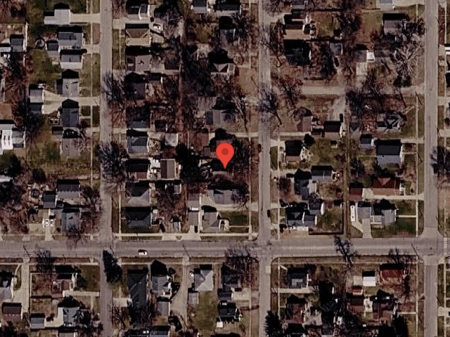 House image located at Newton, IA 50208