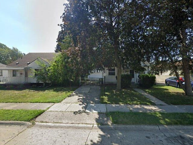 House image located at Eastpointe, MI 48021