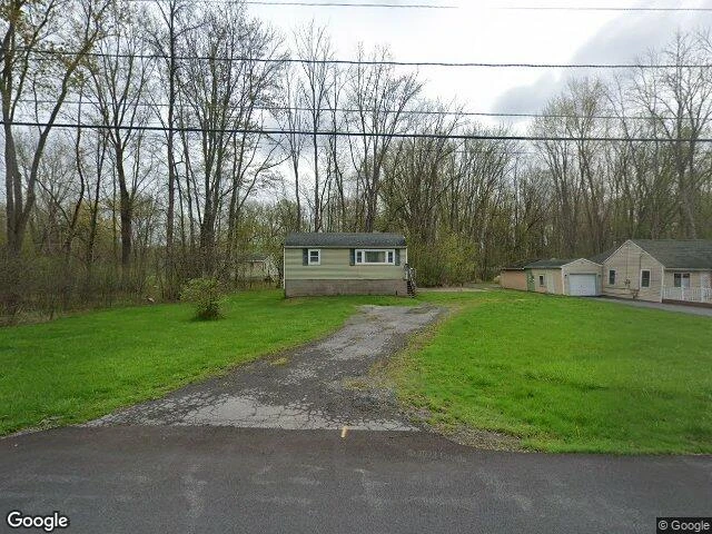 House image located at Baldwinsville, NY 13027