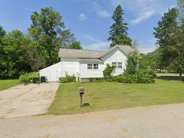 House image located at Menominee, MI 49858