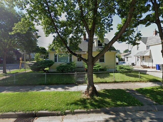 House image located at Saint Paul, MN 55117