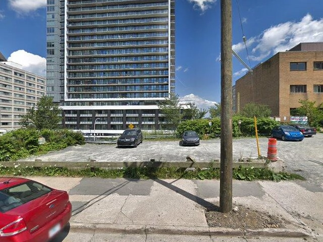 House image located at Columbus, OH 43203