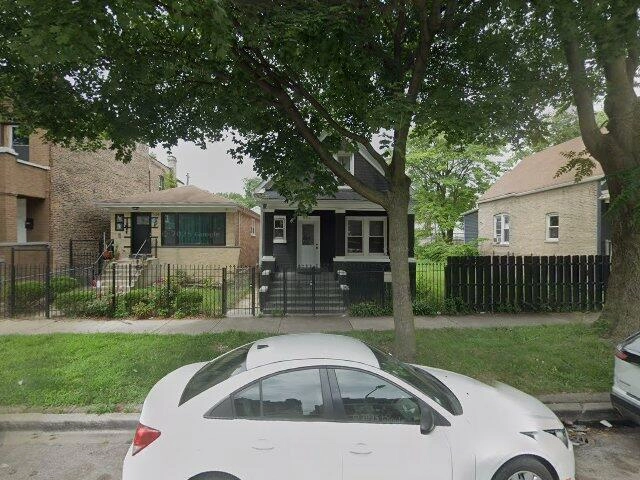 House image located at Chicago, IL 60624