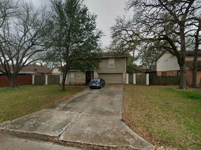 House image located at Houston, TX 77015