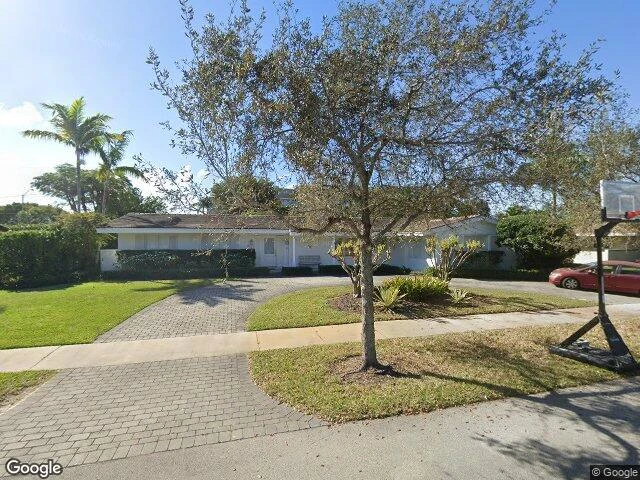 House image located at Miami, FL 33173