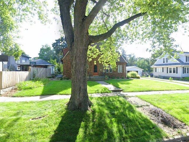 House image located at Hobart, IN 46342