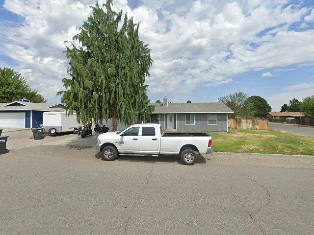 House image located at Pasco, WA 99301