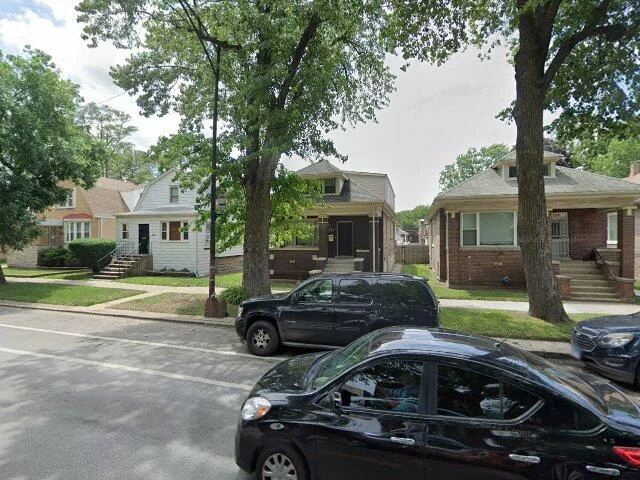 House image located at Chicago, IL 60619