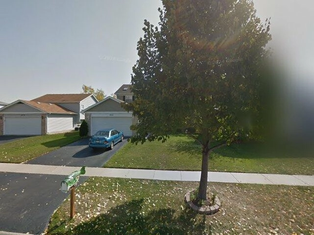 House image located at Lake In The Hills, IL 60156