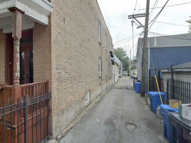 House image located at Chicago, IL 60647