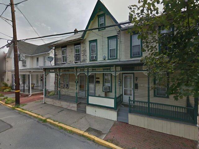 House image located at Pine Grove, PA 17963