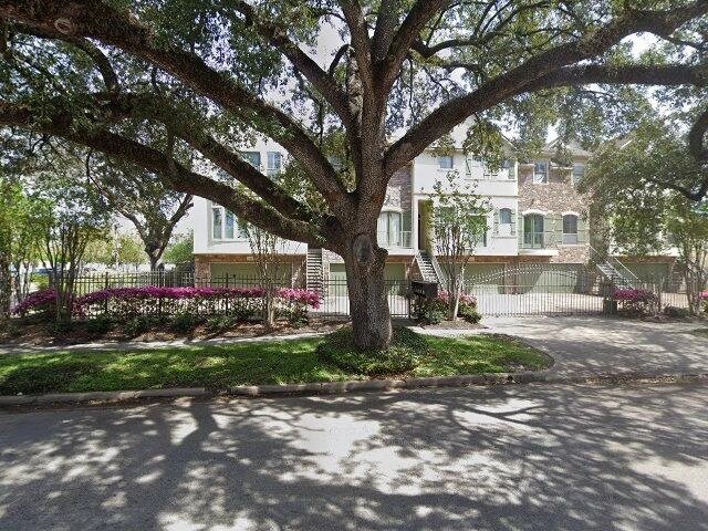 House image located at Houston, TX 77004