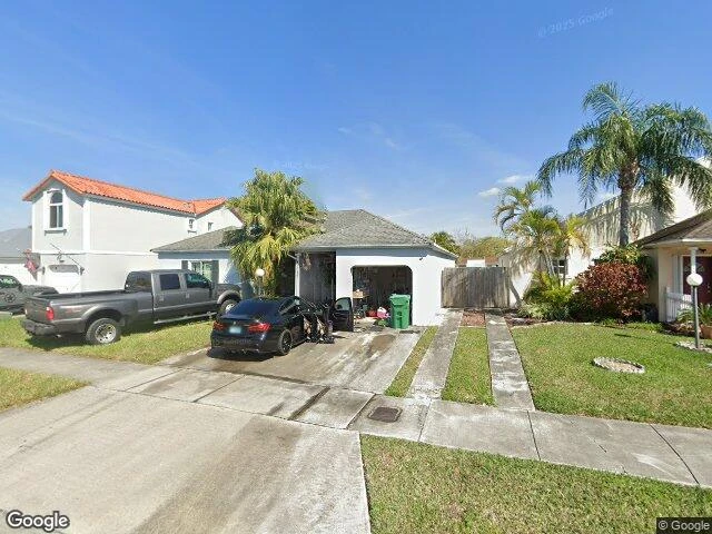 House image located at Miami, FL 33177