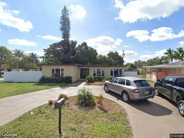 House image located at Miami, FL 33162