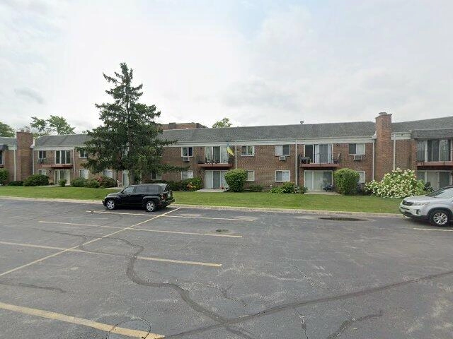 House image located at Glenview, IL 60025