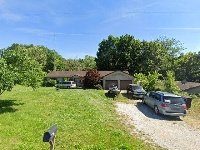 House image located at Hillsboro, IL 62049