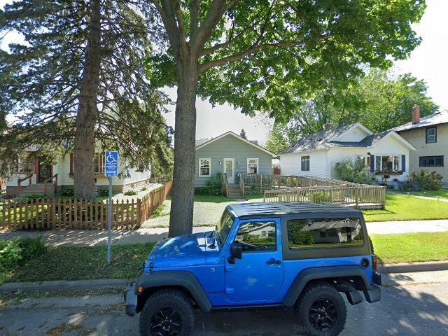 House image located at Minneapolis, MN 55406
