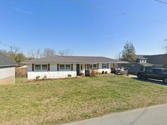 House image located at Mount Carmel, TN 37645
