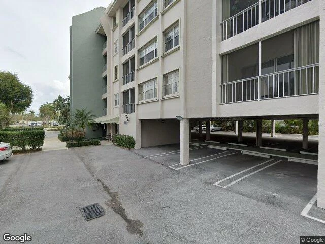 House image located at West Palm Beach, FL 33409