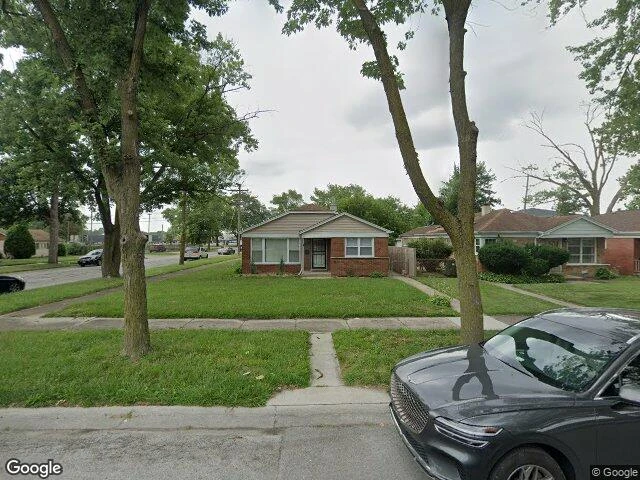 House image located at Dolton, IL 60419
