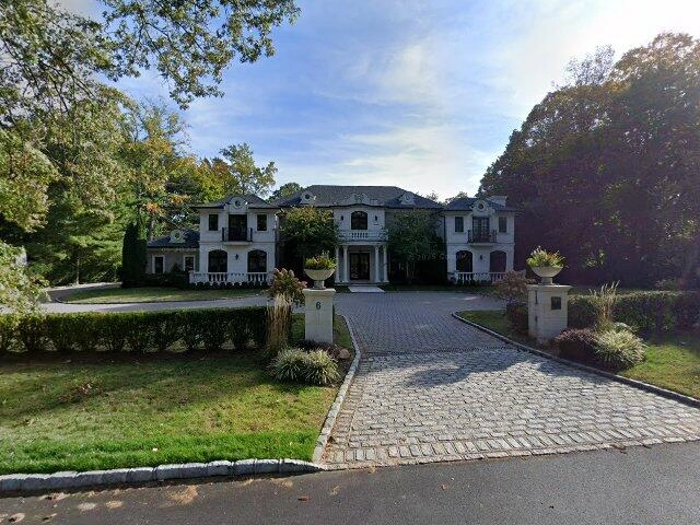 House image located at Great Neck, NY 11024