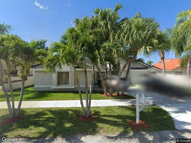 House image located at Miami, FL 33186