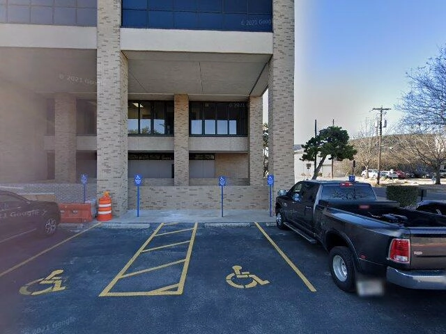 House image located at Independence, MO 64055