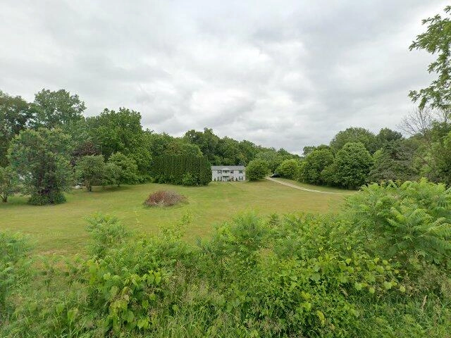House image located at Lakeville, IN 46536